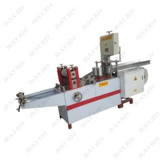 Pappersservetttillverkningsmaskin